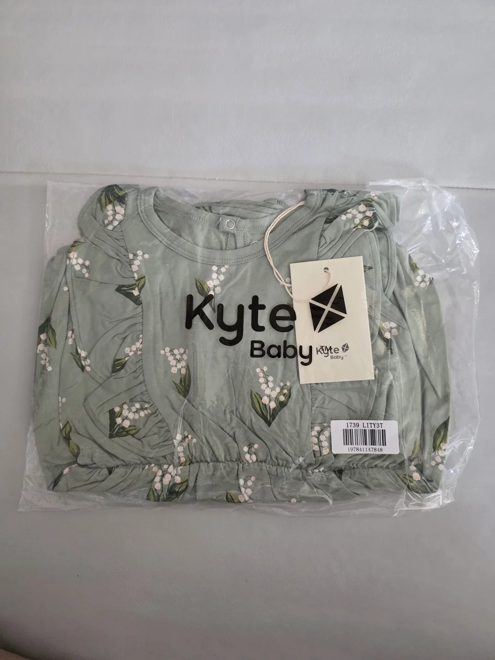 NWT Kyte Baby Bubble Romper in Thyme Lily - Size 3T
